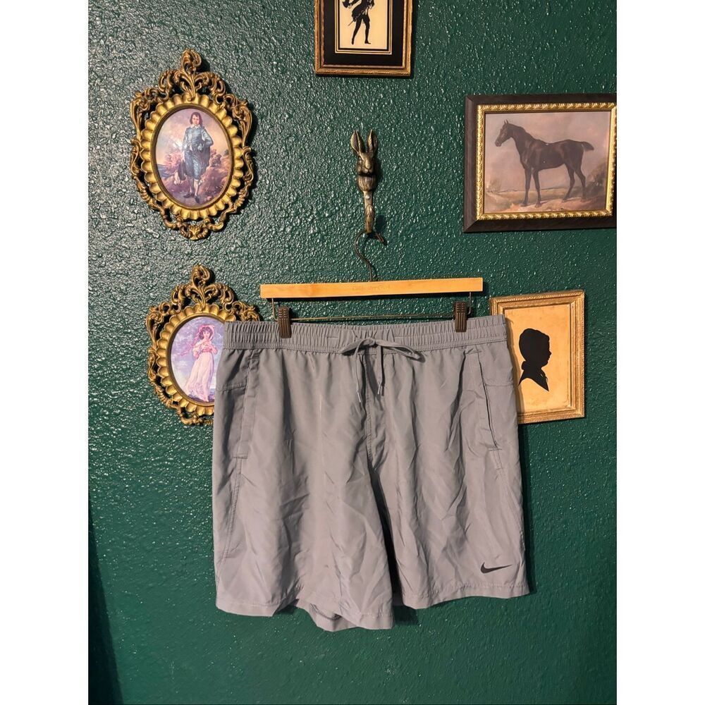 Nike Gray Athletic Shorts Sz XL
